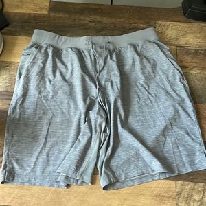 Lululemon THE Mens shirt size XL
